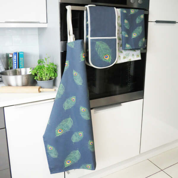 Samuel Lamont & Sons Peacock Feather Kitchen Apron