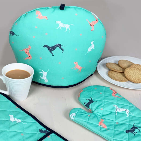 Samuel Lamont & Sons Spotty Dogs Tea Cosy
