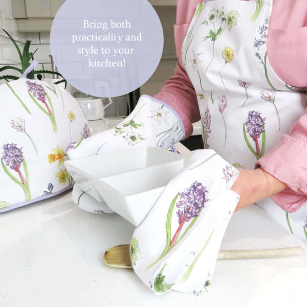 Samuel Lamont & Sons Spring Floral Muff Cosy