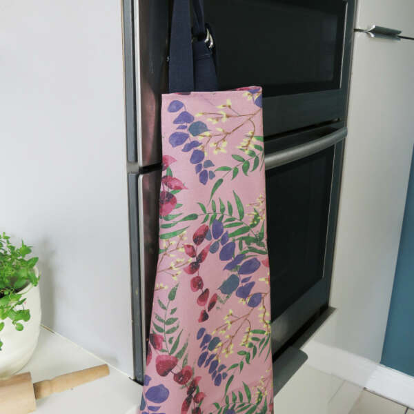 Samuel Lamont & Sons Wild Florals Cotton Apron Soft Blush