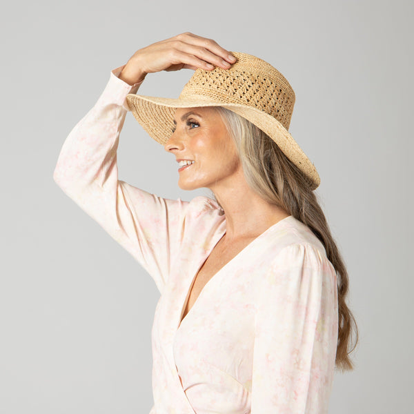 San Diego Hat Company Women's Mixed Raffia Fedora W/ Hand Crochet Crown & Raffia Braid Brim Natural