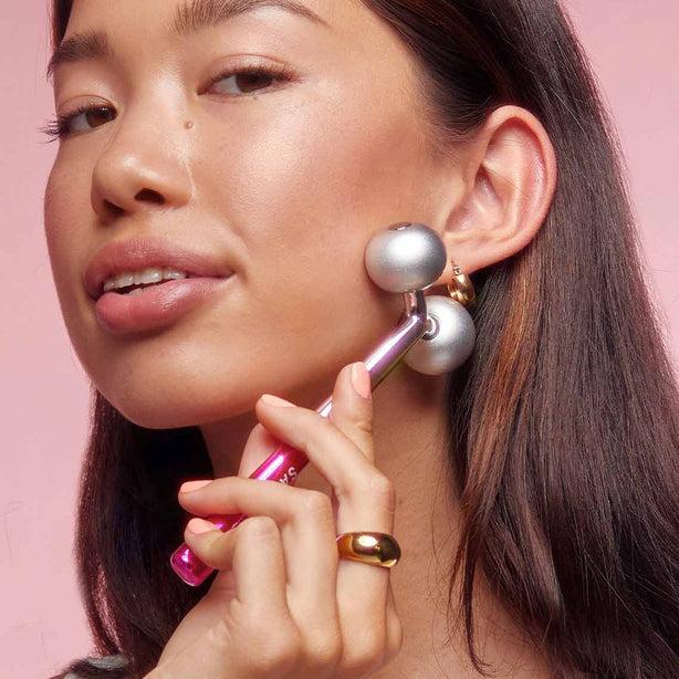 Sand & Sky Aussie Skincare Essentials Firming Face Roller