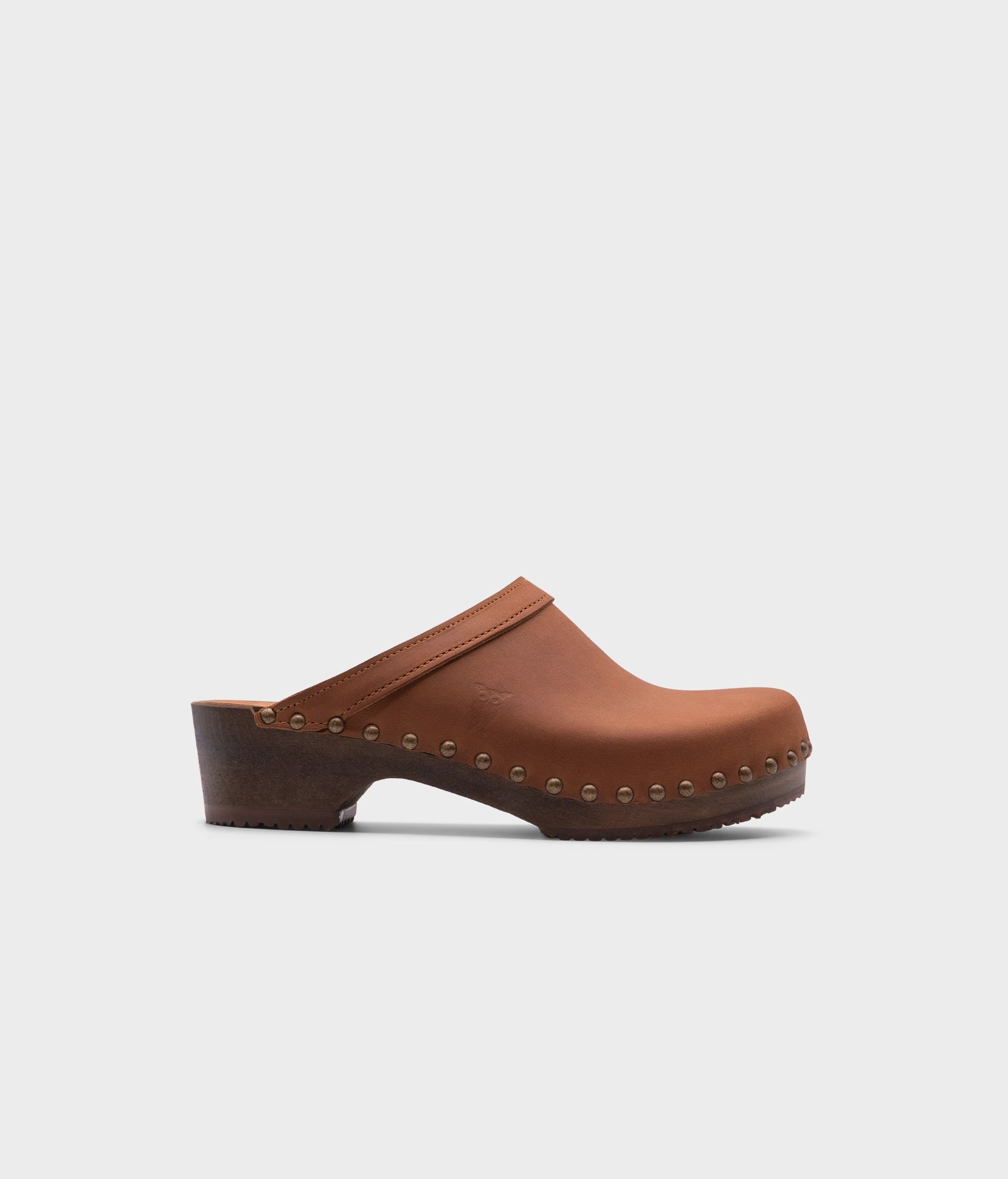 sandgrens Athens studded clog mule Dexter Tan
