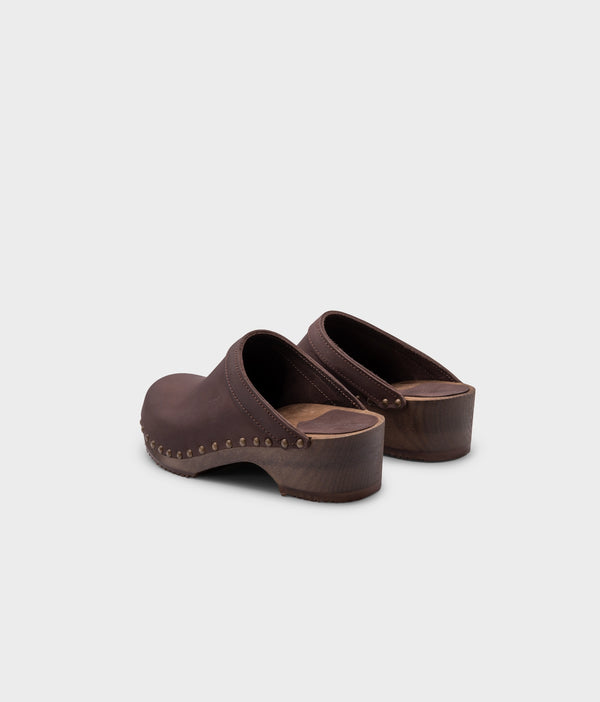 Sandgrens Athens Studded Clog Mule Fudge