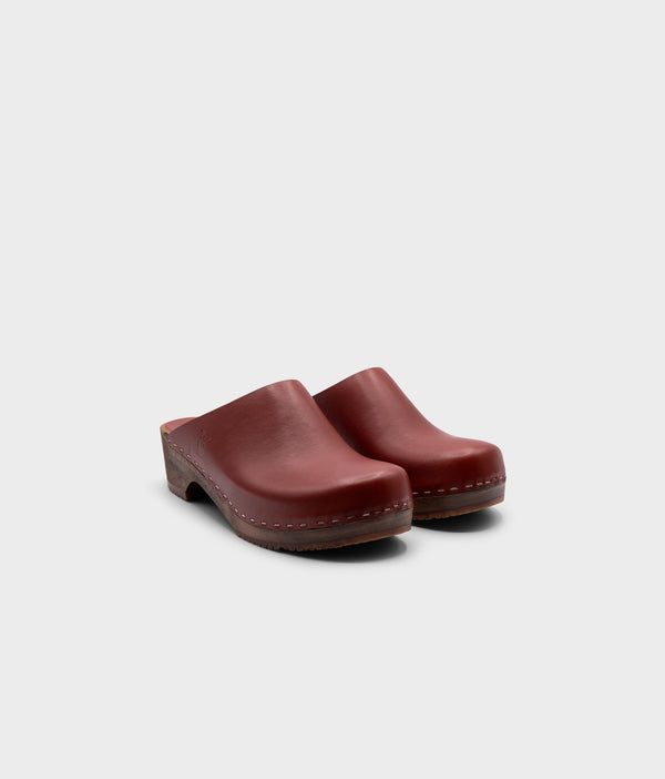 Sandgrens Austin Minimalistic Clog Mule Cognac