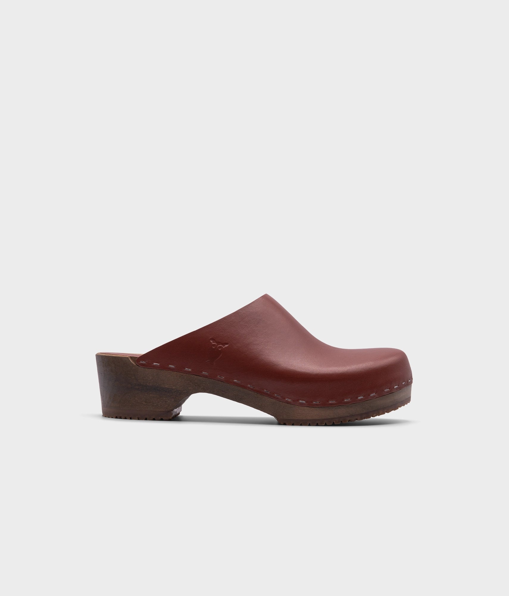 sandgrens Austin minimalistic clog mule Cognac