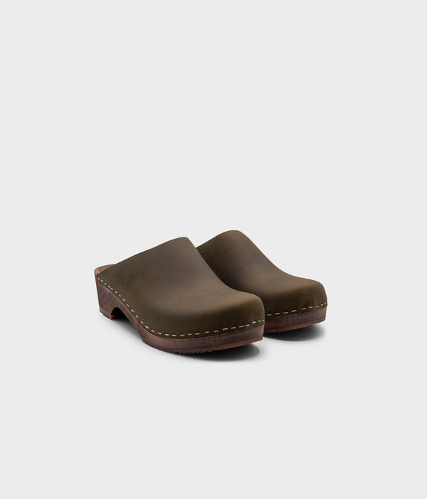 Sandgrens Austin Minimalistic Clog Mule Olive