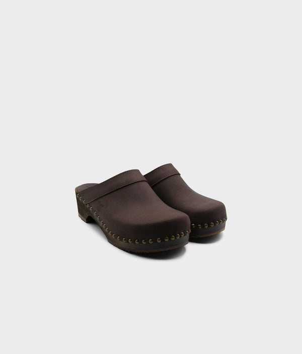 Sandgrens Bergen Studded Clog Mule Fudge