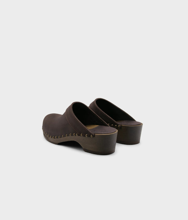 Sandgrens Bergen Studded Clog Mule Fudge