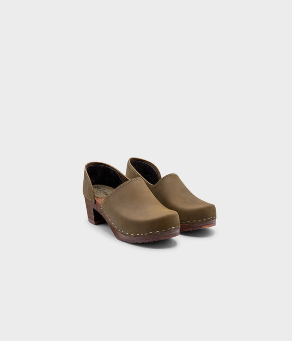 Sandgrens Brett Closed-back Clogs Olive