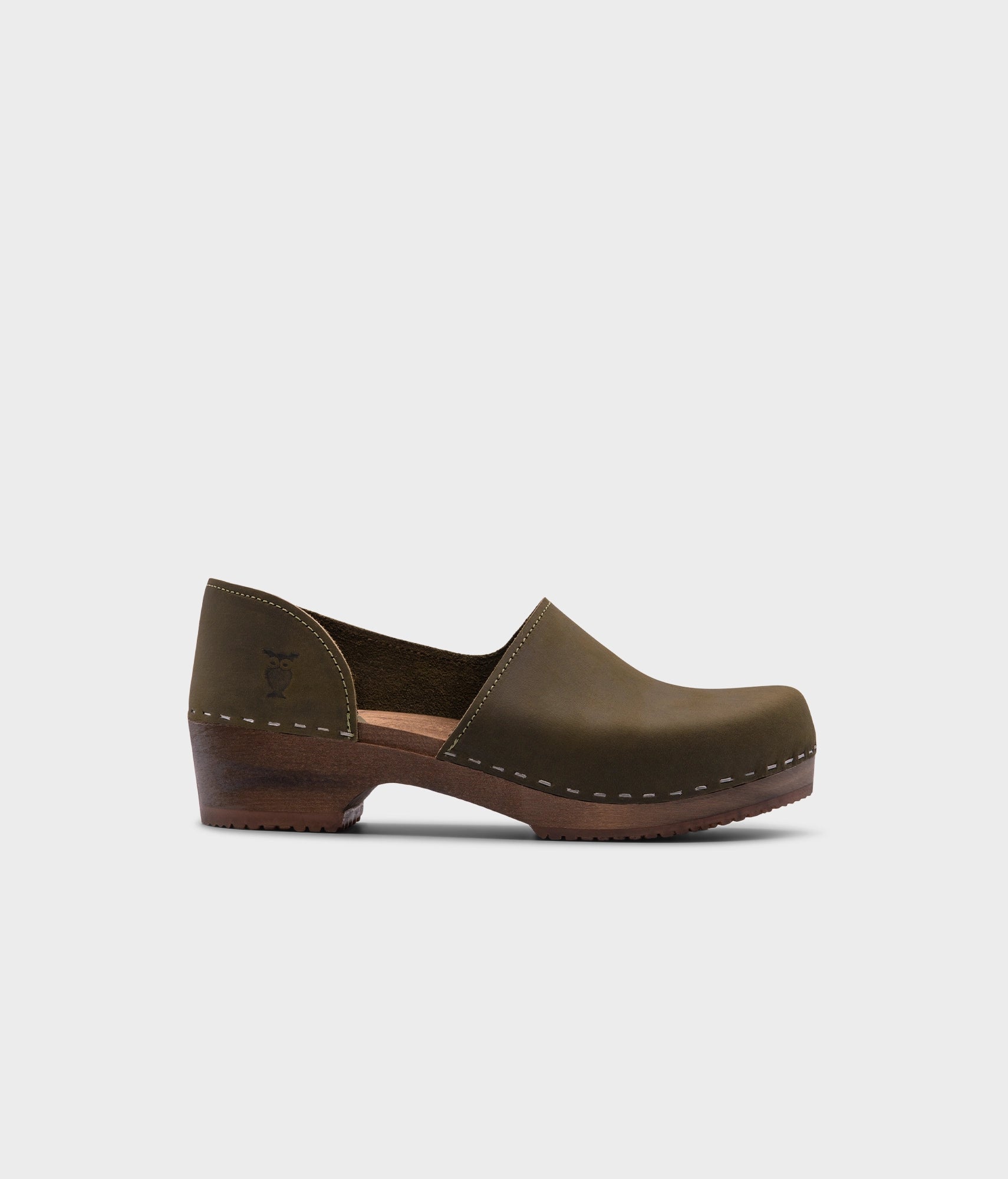 sandgrens Brett low closed-back clogs Olive