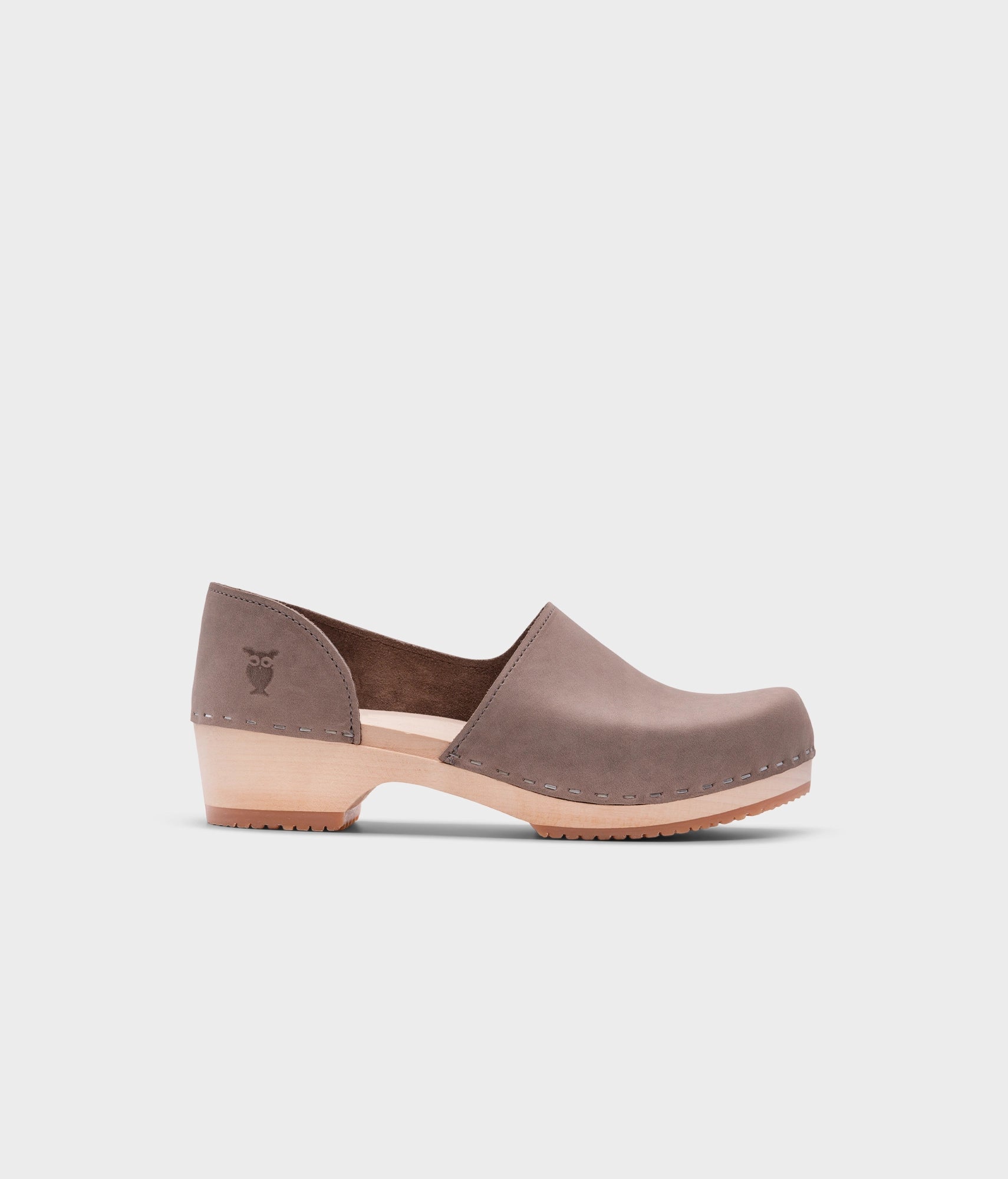 sandgrens Brett low closed-back clogs Stone