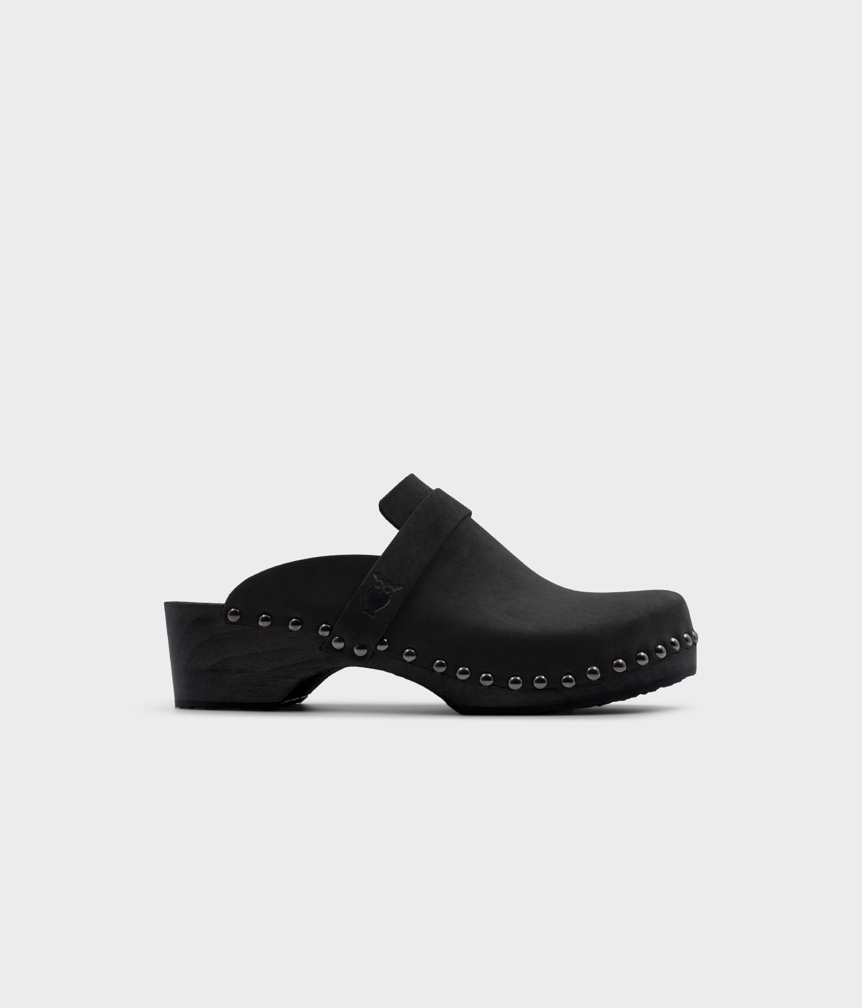 sandgrens Florence studded clog mule Black (Nubuck)