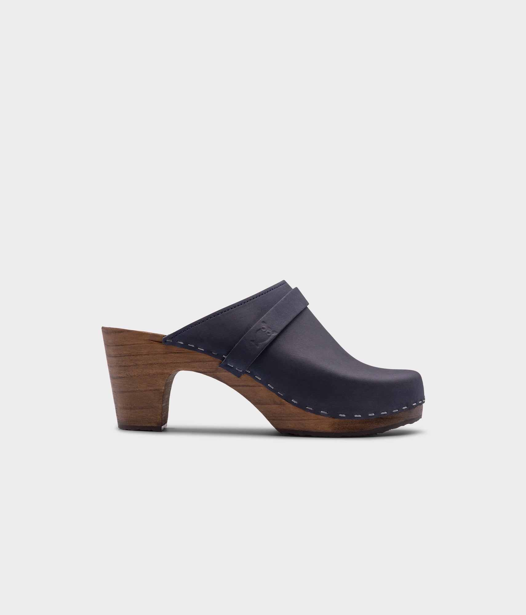 sandgrens Maya classic clog mule Navy