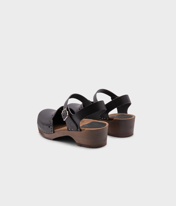 Sandgrens Milan Clog Sandals Black