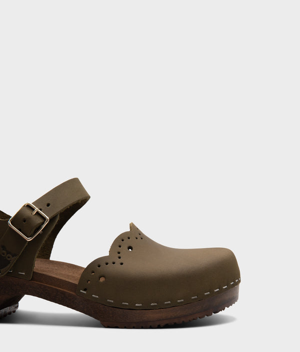 Sandgrens Milan Clog Sandals Olive