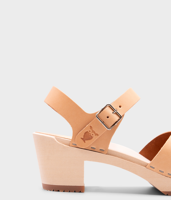 Sandgrens Monroe Crossed Clog Sandal Ecru