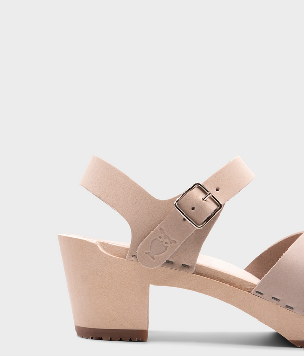 Sandgrens Monroe Crossed Clog Sandal Sand