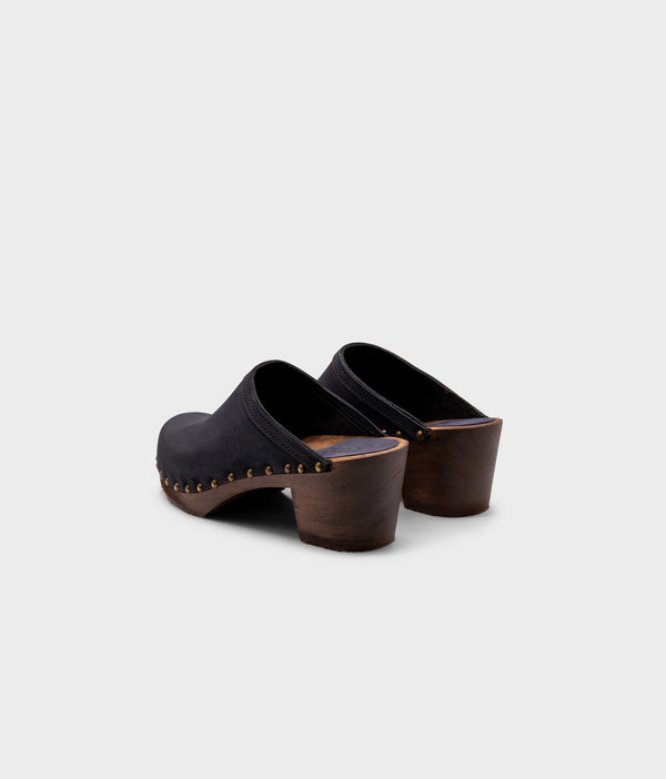 Sandgrens Rome Studded Clog Mule Black