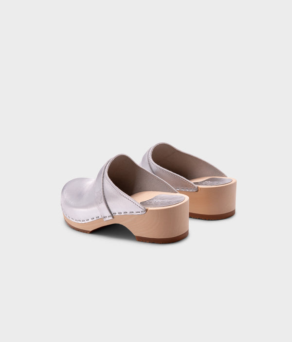 Sandgrens Tokyo Classic Clog Mule Metallic Silver
