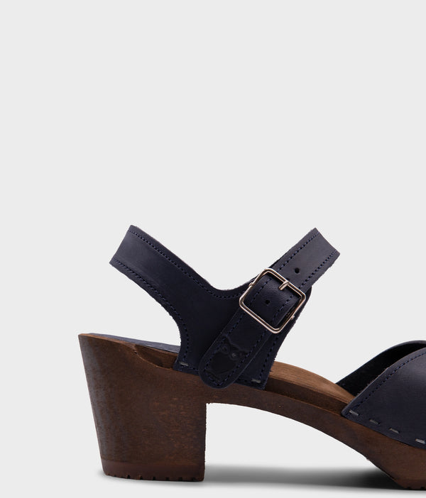 Sandgrens Victoria Classic Clog Sandal Navy