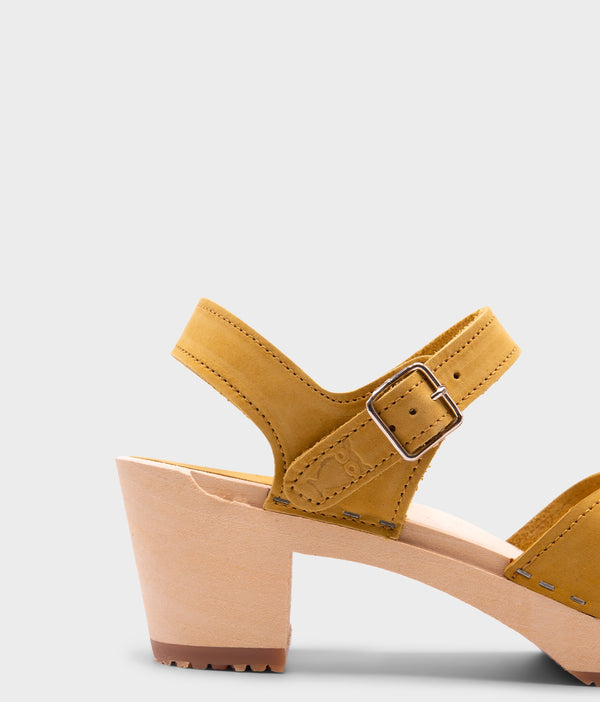 Sandgrens Victoria Classic Clog Sandal Royal Yellow