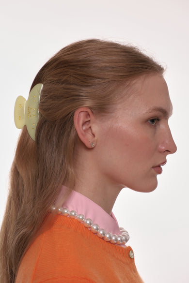 Sandy Liang PRINCESS HAIR CLAW IN LEMON