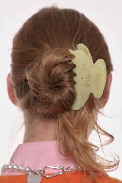 Sandy Liang PRINCESS HAIR CLAW IN LEMON