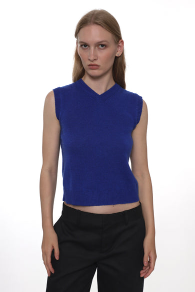 Sandy Liang SHRUNKEN CASHMERE VEST IN BLUE