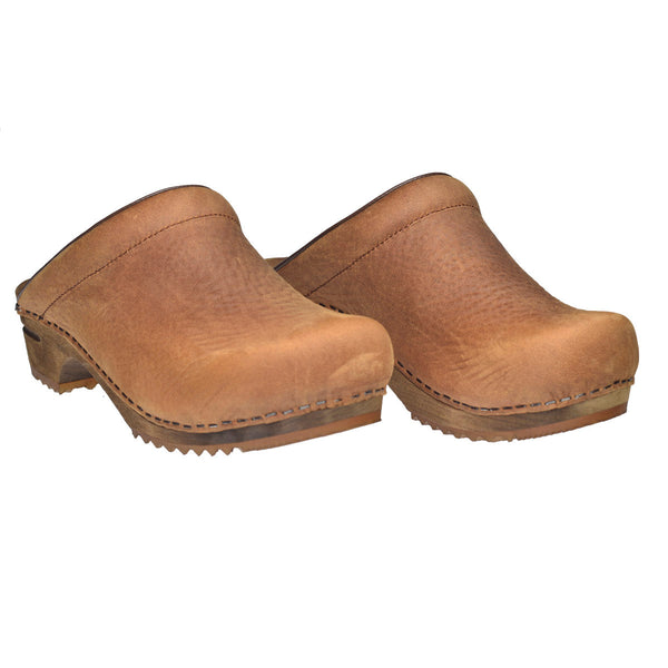 Sanita Chrissy Women's Wood Clog In Chestnut