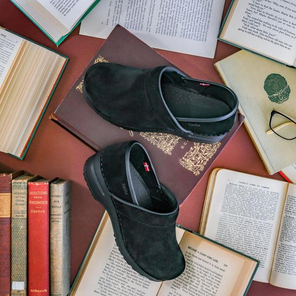 Sanita Hinsdale Women's Vegan Clog In Black