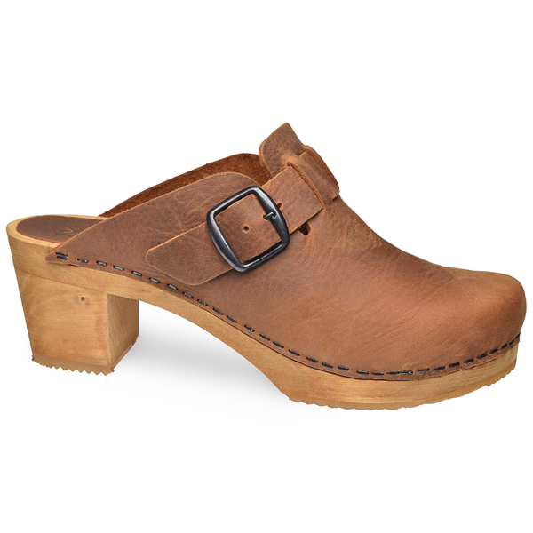 sanita Malulo Women's Wood Mule in Chestnut