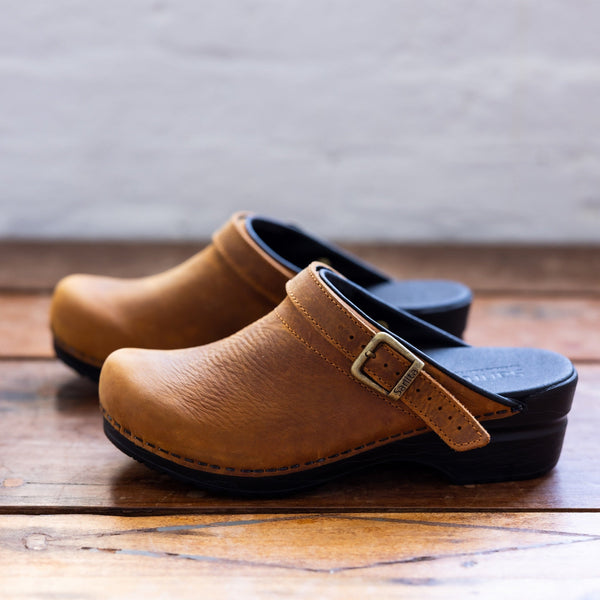 Sanita Morse Women's Clog In Chestnut
