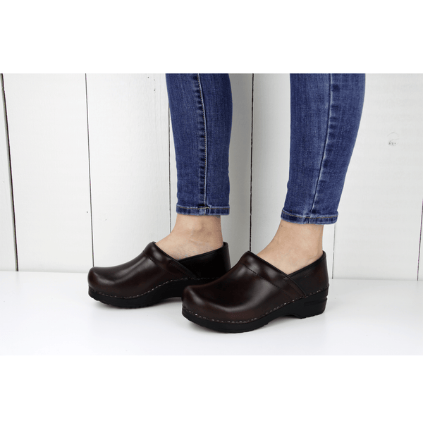 Sanita Pro. Cabrio Women's Clog In Brown