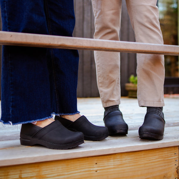 Sanita Pro. Oiled Leather Women's Clog In Black