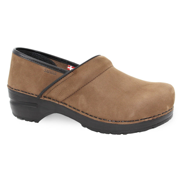 sanita Pro. Oiled Leather Women's Clog in Chocolate