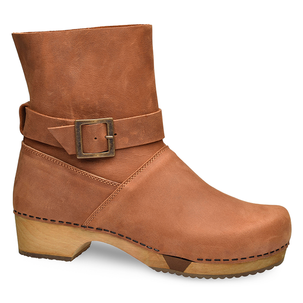 sanita Runa Women's Wood Boot in Cognac