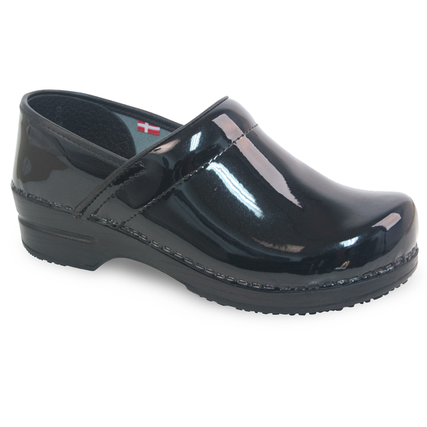 sanita Sabel Women's Slip Resistant Clog in Black