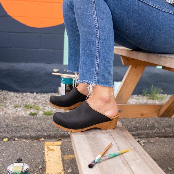 Sanita Vegan Ellis Women's Clog In Black