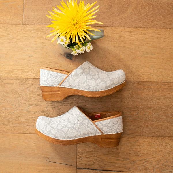 Sanita Viper Women's Clog In Light Grey