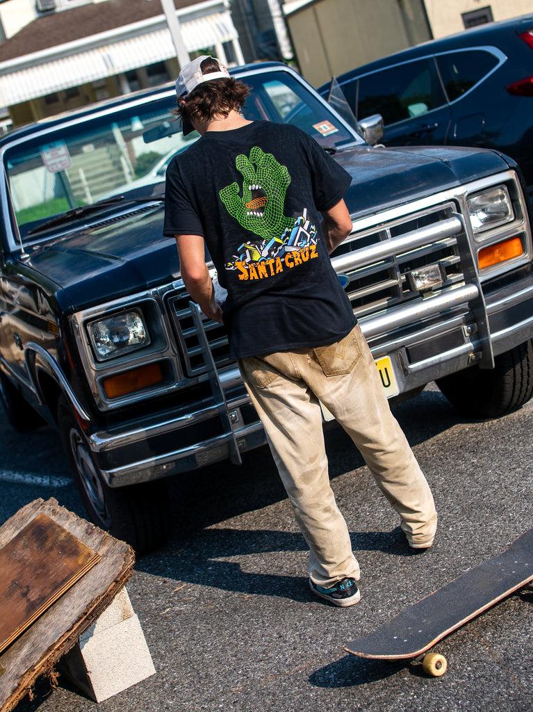 Santa Cruz Skateboards Kendall Grid Hand Mens Santa Cruz T-Shirt