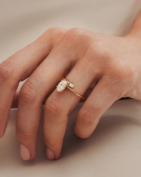 Sarah & Sebastian Aria Oval Engagement Ring