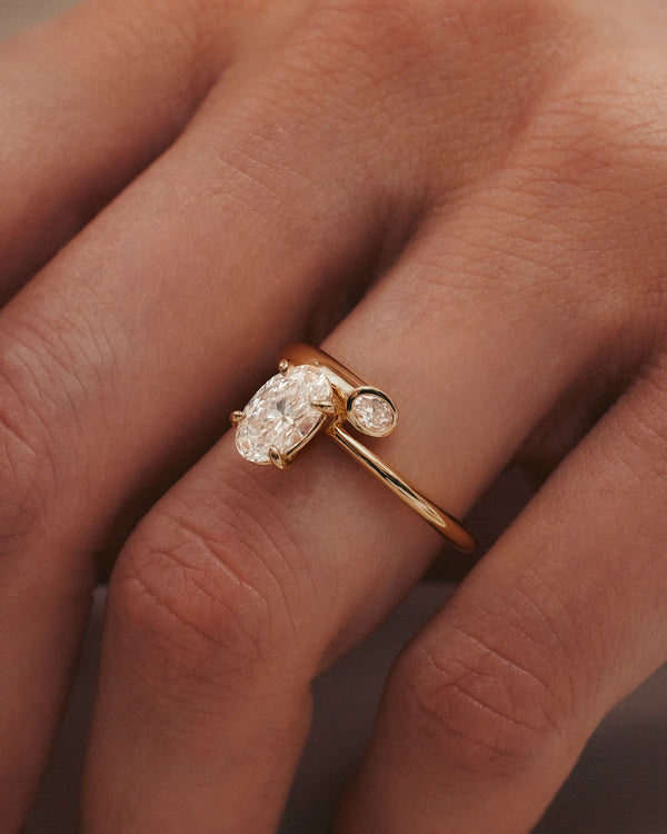 Sarah & Sebastian Aria Oval Engagement Ring