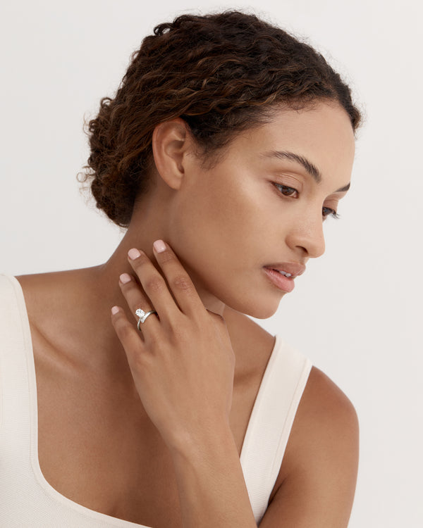 Sarah & Sebastian Aria Oval Engagement Ring