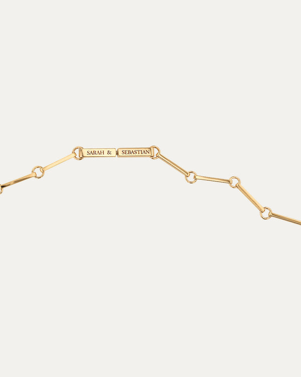 Sarah & Sebastian Bar Chain