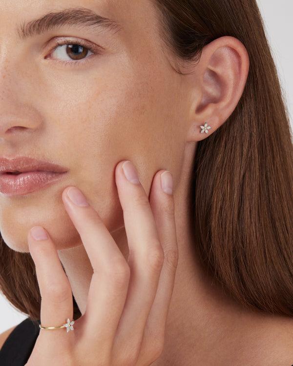 sarah & sebastian Daisy Earring