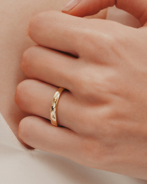 Sarah & Sebastian Dome Wedding Band