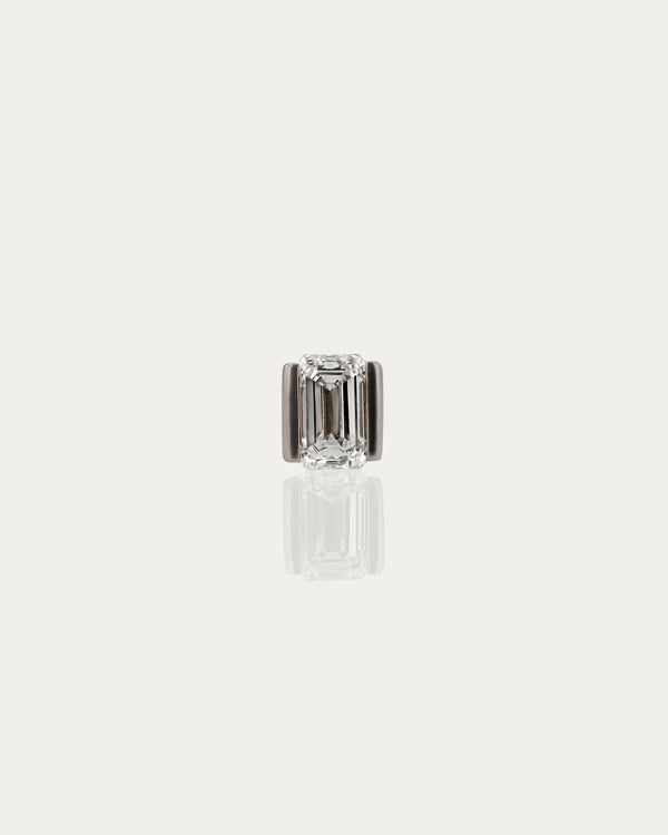 Sarah & Sebastian Emerald Suspense Cartilage Earring