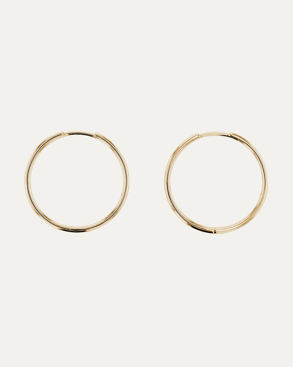 Sarah & Sebastian Fine Hoop