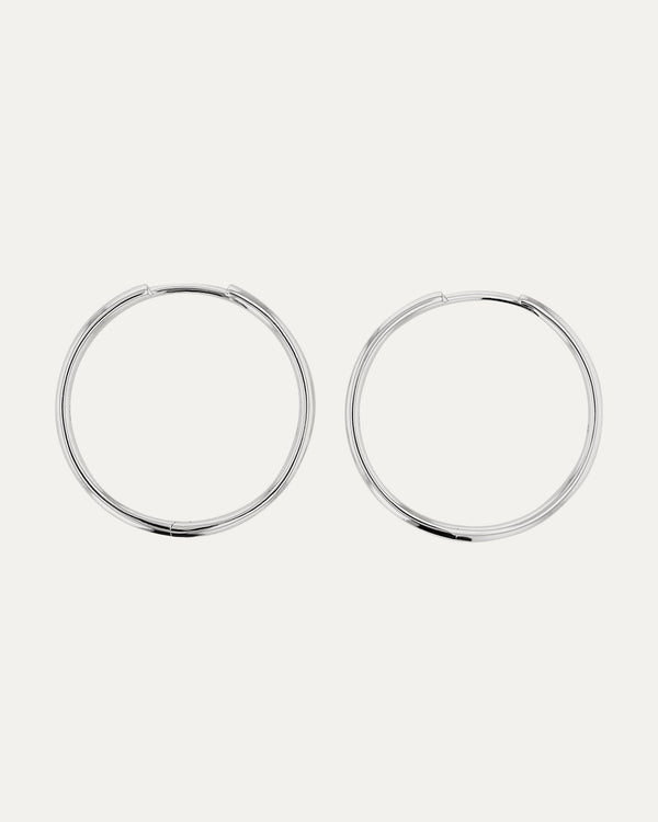 Sarah & Sebastian Fine Hoop